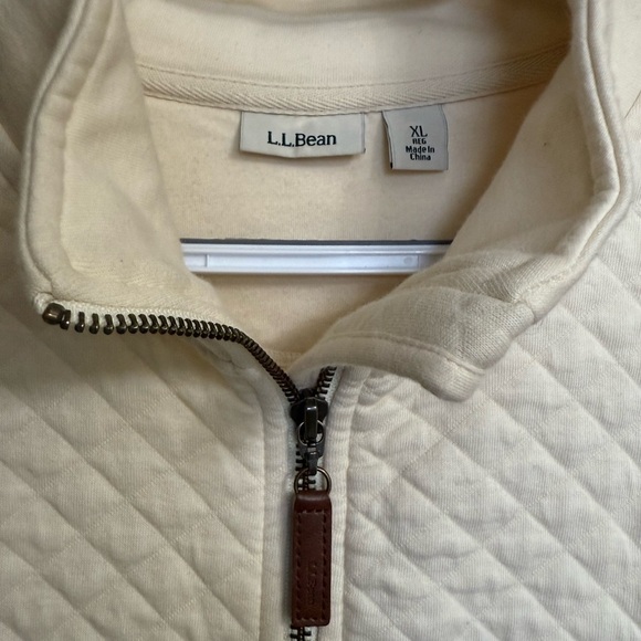 L.L Bean Women's Cream Zip-Up Sweater - Picture 5 of 6